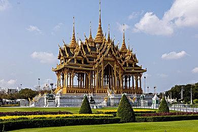 《完美黑暗》开发者攻击玩家 称玩家是种族歧视的猪